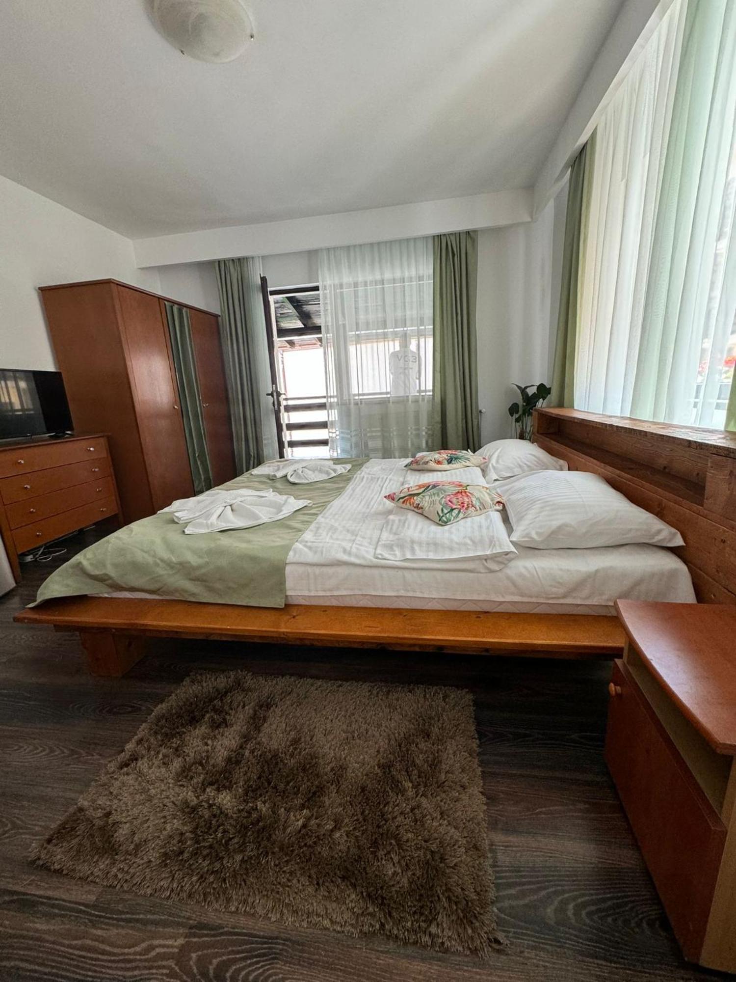 Bucura Sinaia Hotel Exterior photo